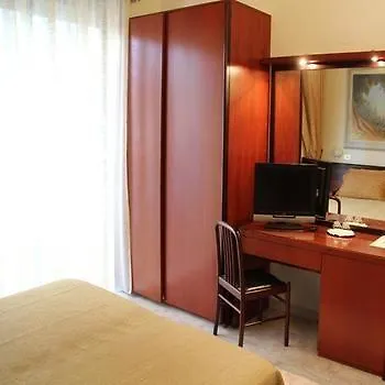 קרביה Hotel Nettuno