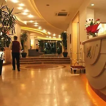 קרביה Hotel Nettuno