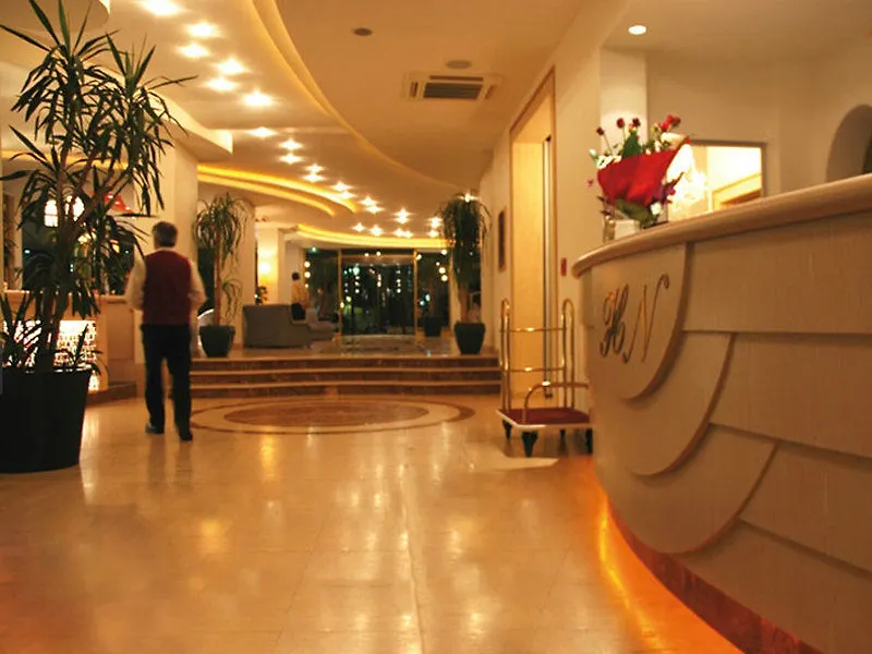 קרביה Hotel Nettuno